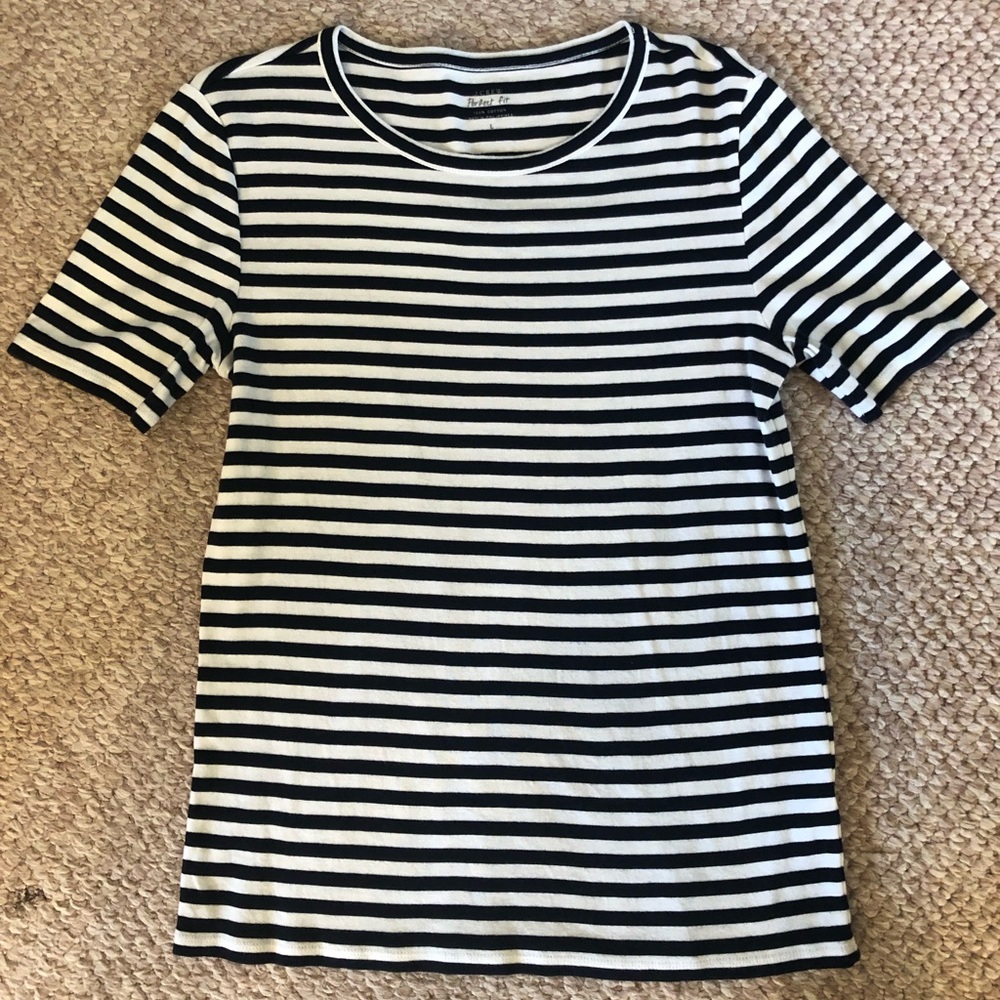 J. Crew Perfect Fit tee, size L, nearly new